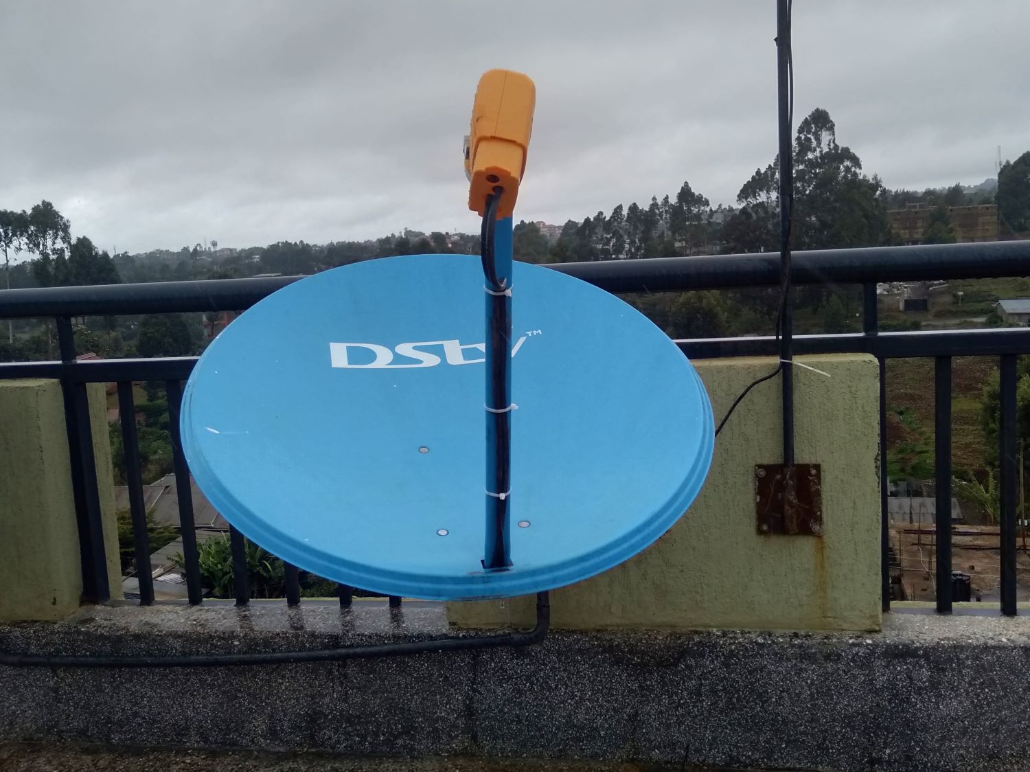 Dstv single view
